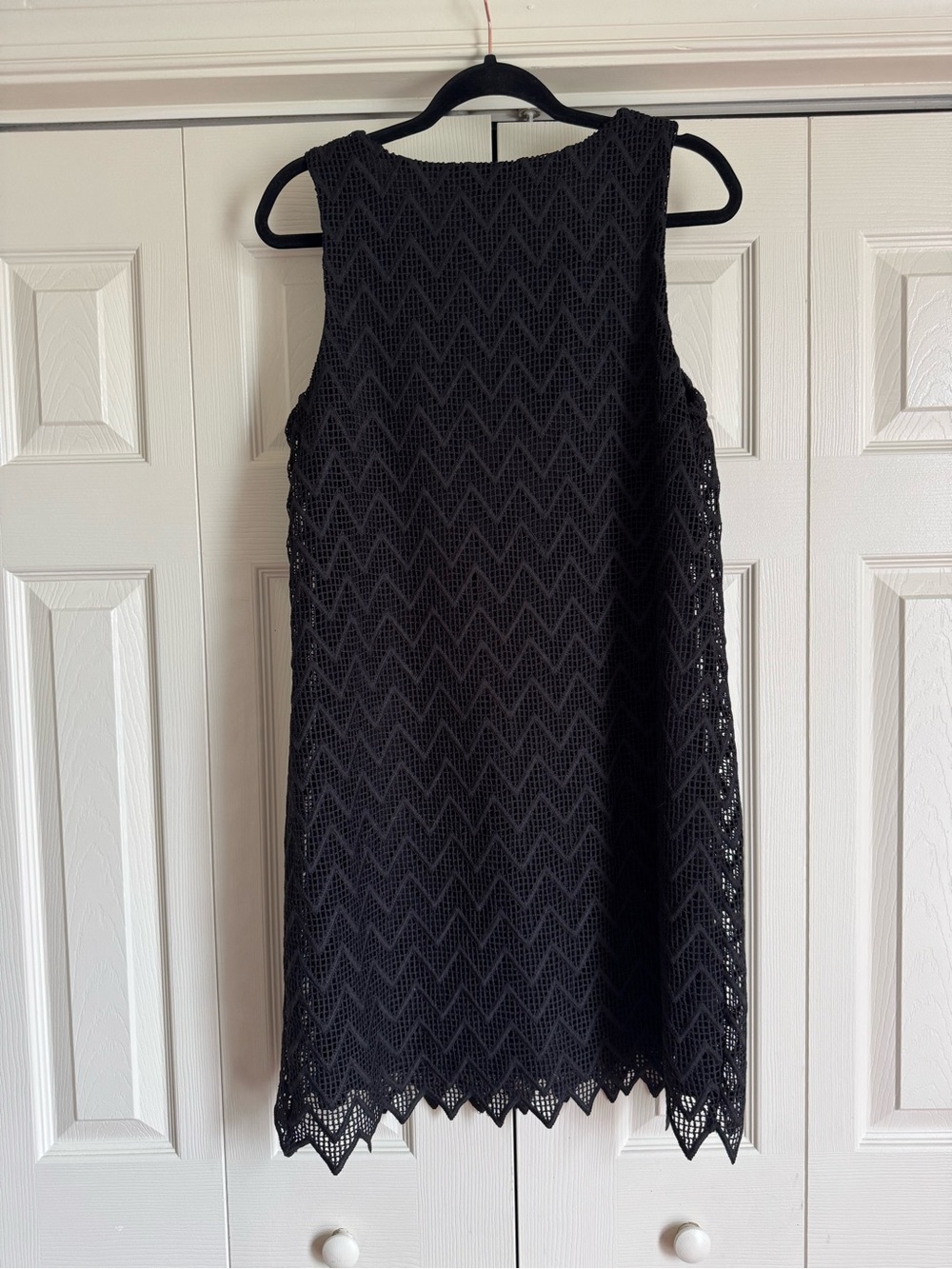 Charming Charlie Black ZipZag Sheath Dress Size Medium